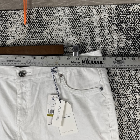 Tommy Bahama Ella Twill Crop Slim Boyfriend White Jeans Womens 14/24 Embroidered - Picture 10 of 11
